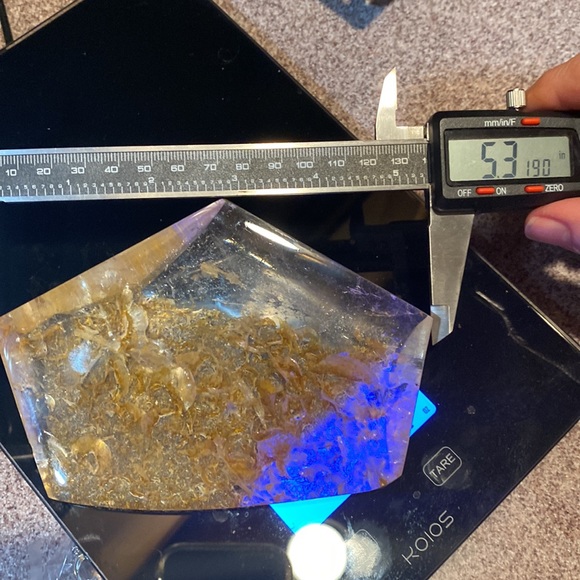 Beautiful Golden healer free form - Picture 5 of 5